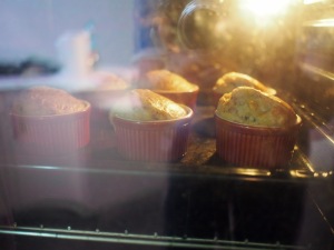 Muffin in cottura in forno